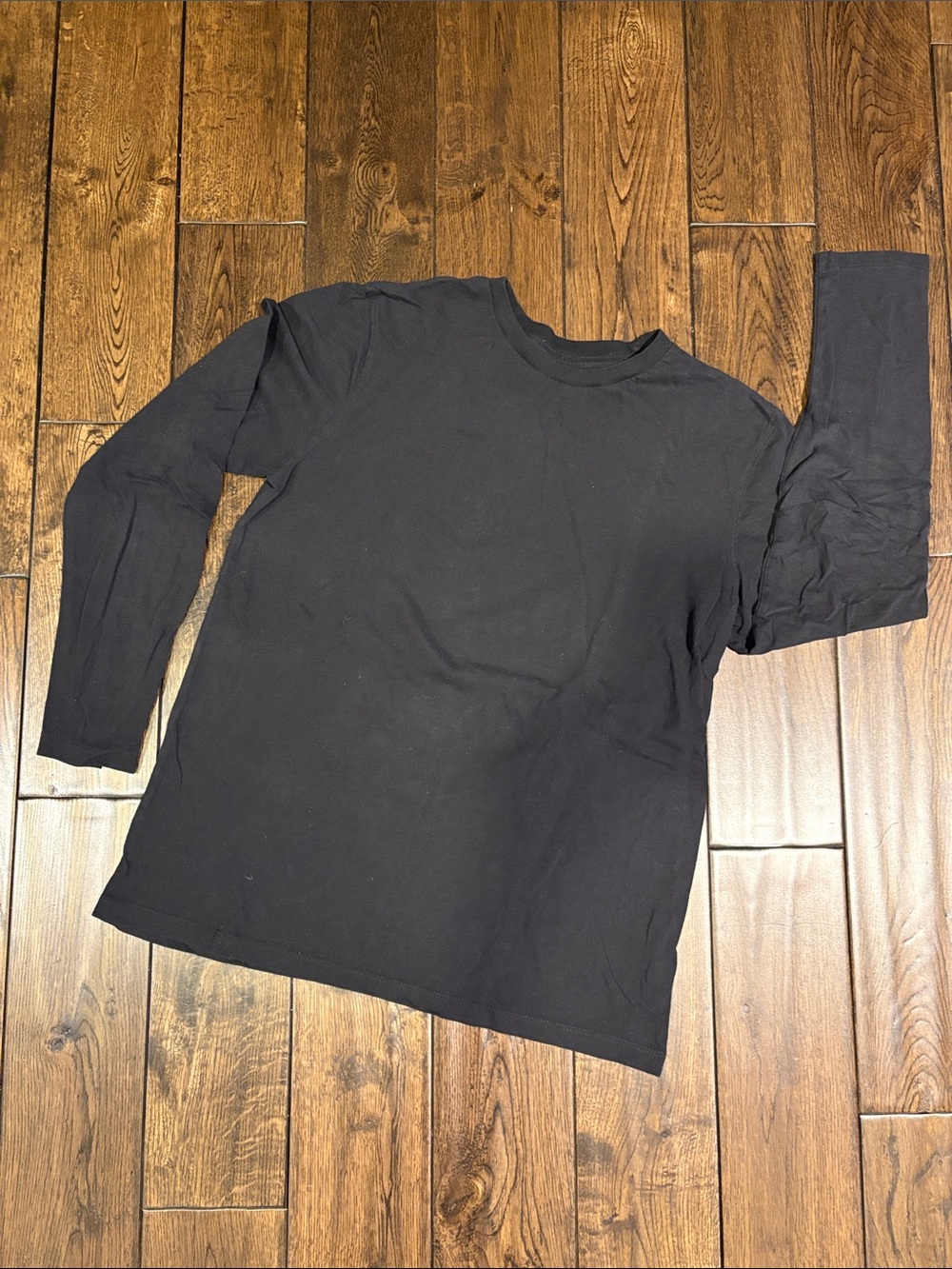 Old Navy Black Long Sleeve Crewneck Top